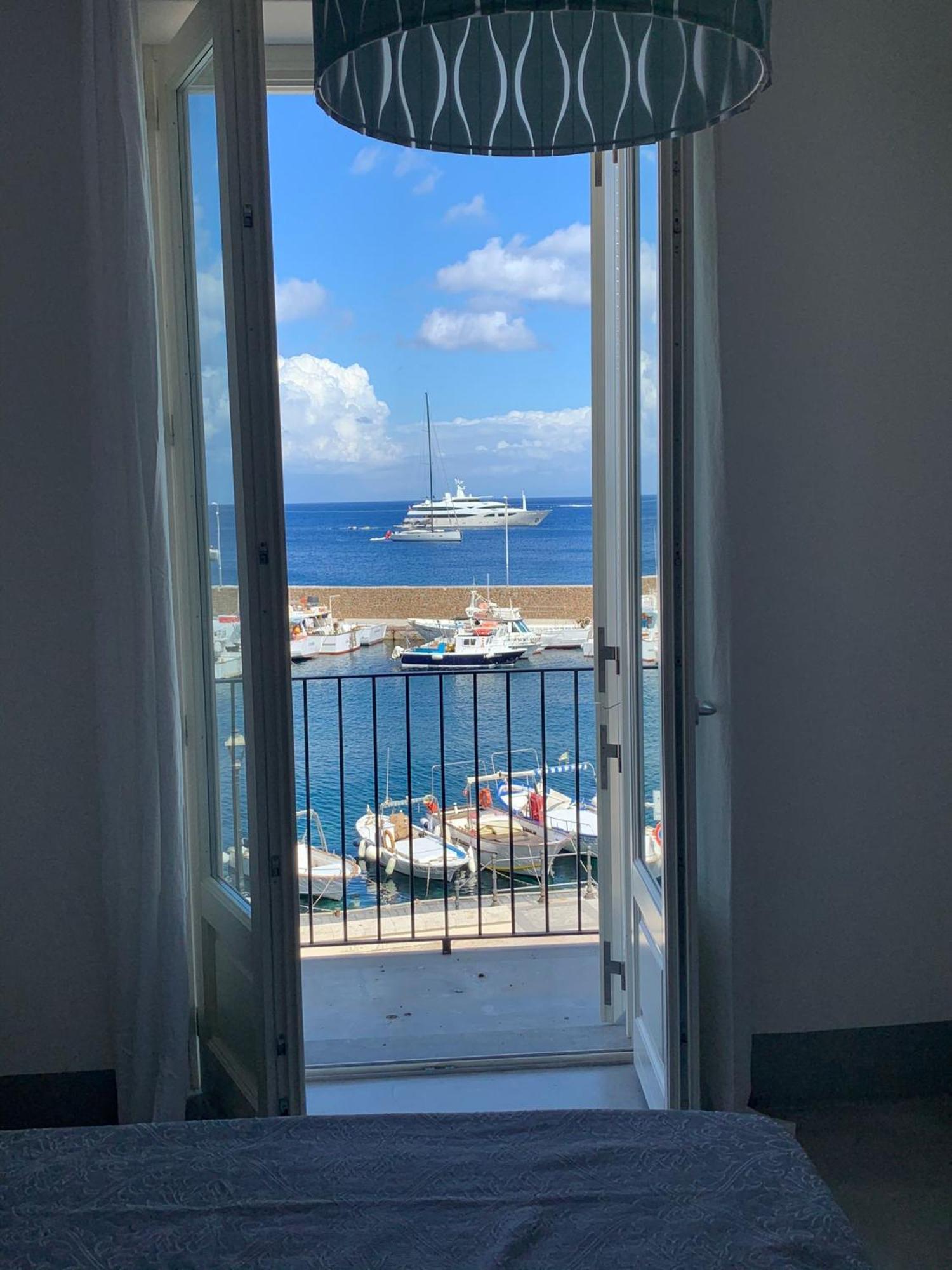 Appartamenti Marina Corta Липари Екстериор снимка