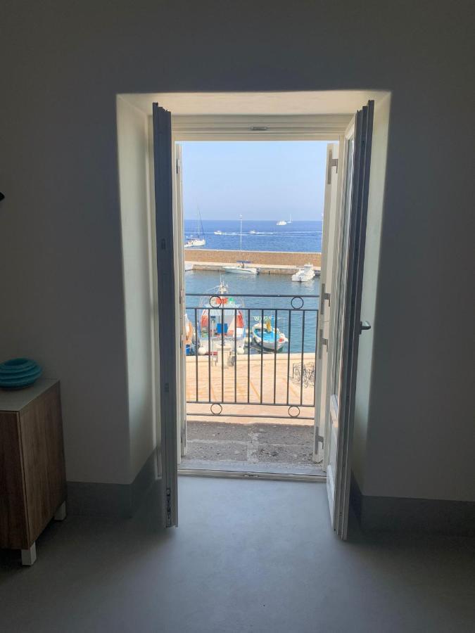 Appartamenti Marina Corta Липари Екстериор снимка